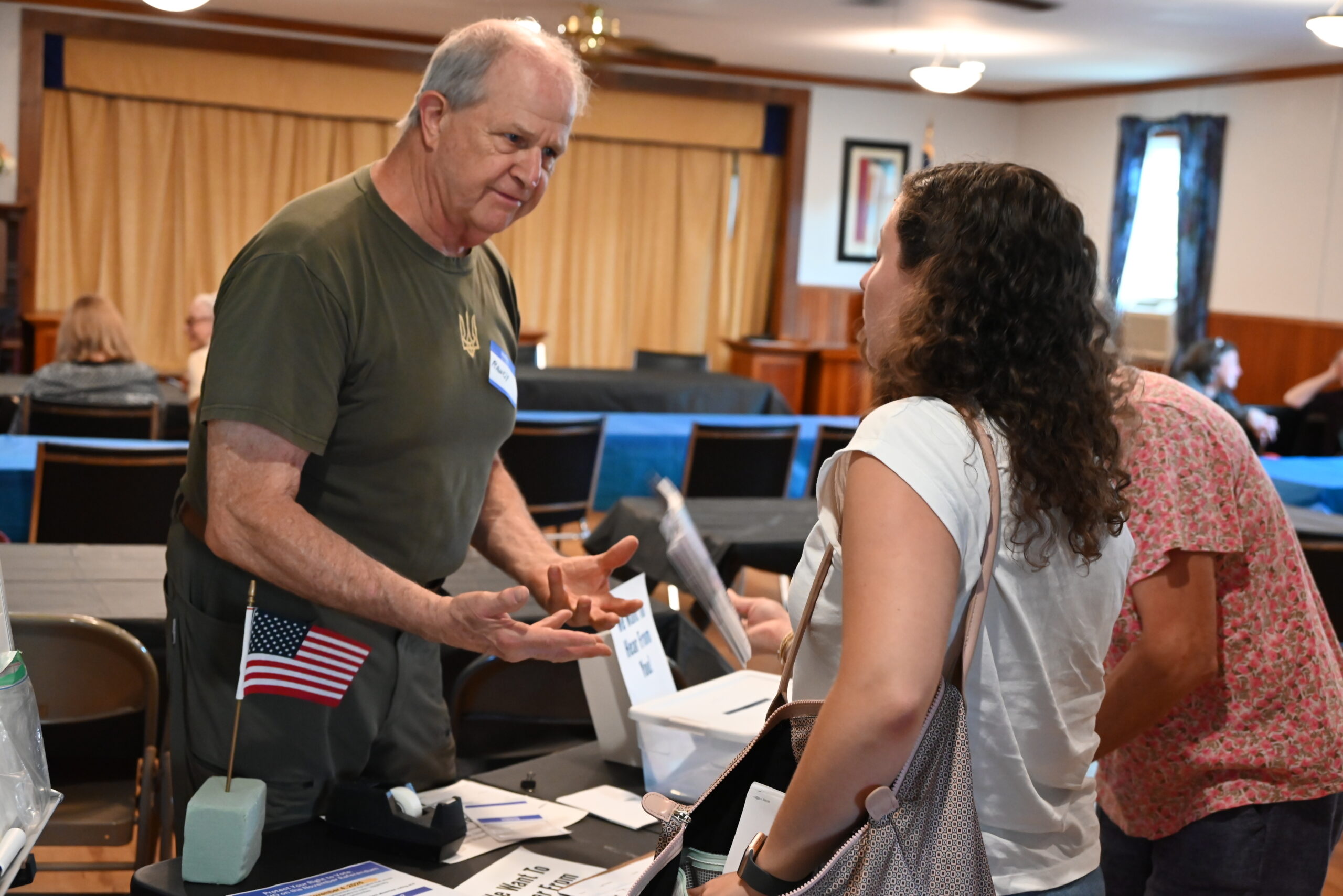 Signing in at the Porter meeting.